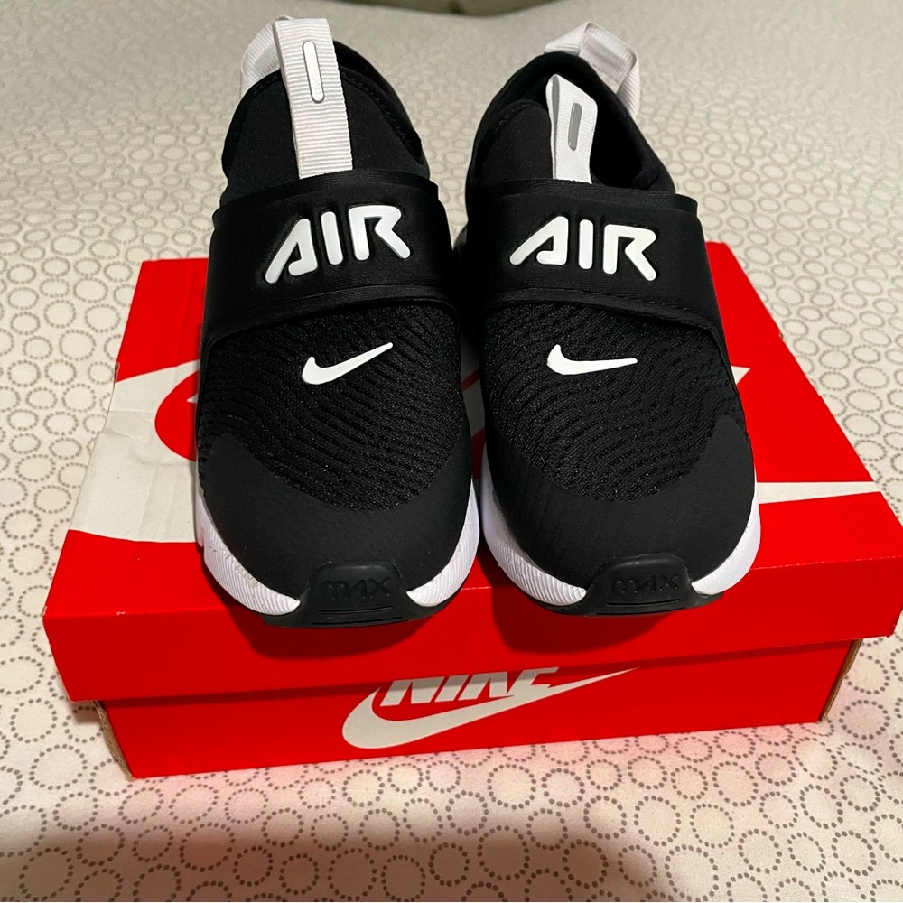 Boys Nike Air Max 270 Extreme